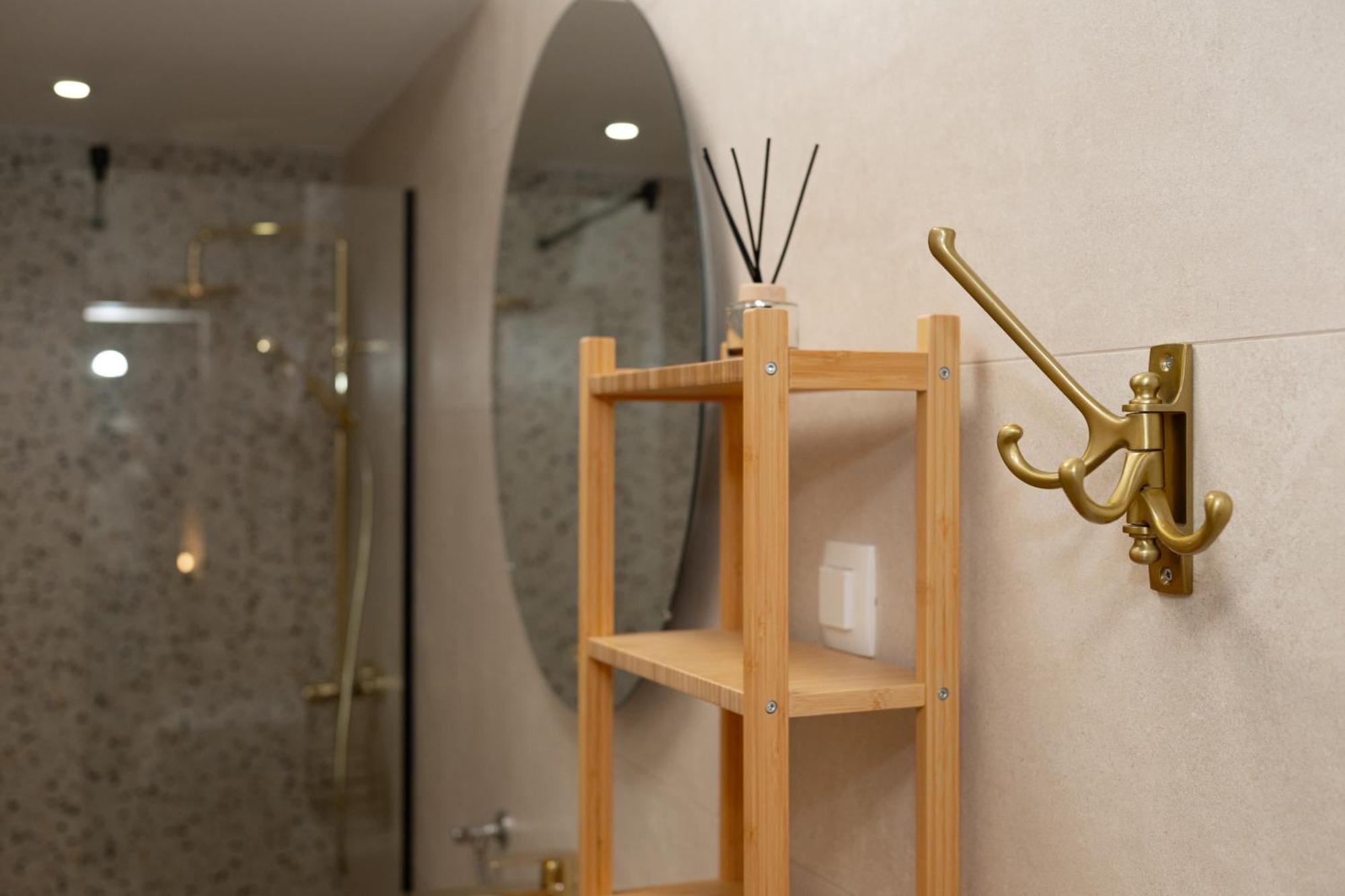 Grlica - Your Touch Of Luxury