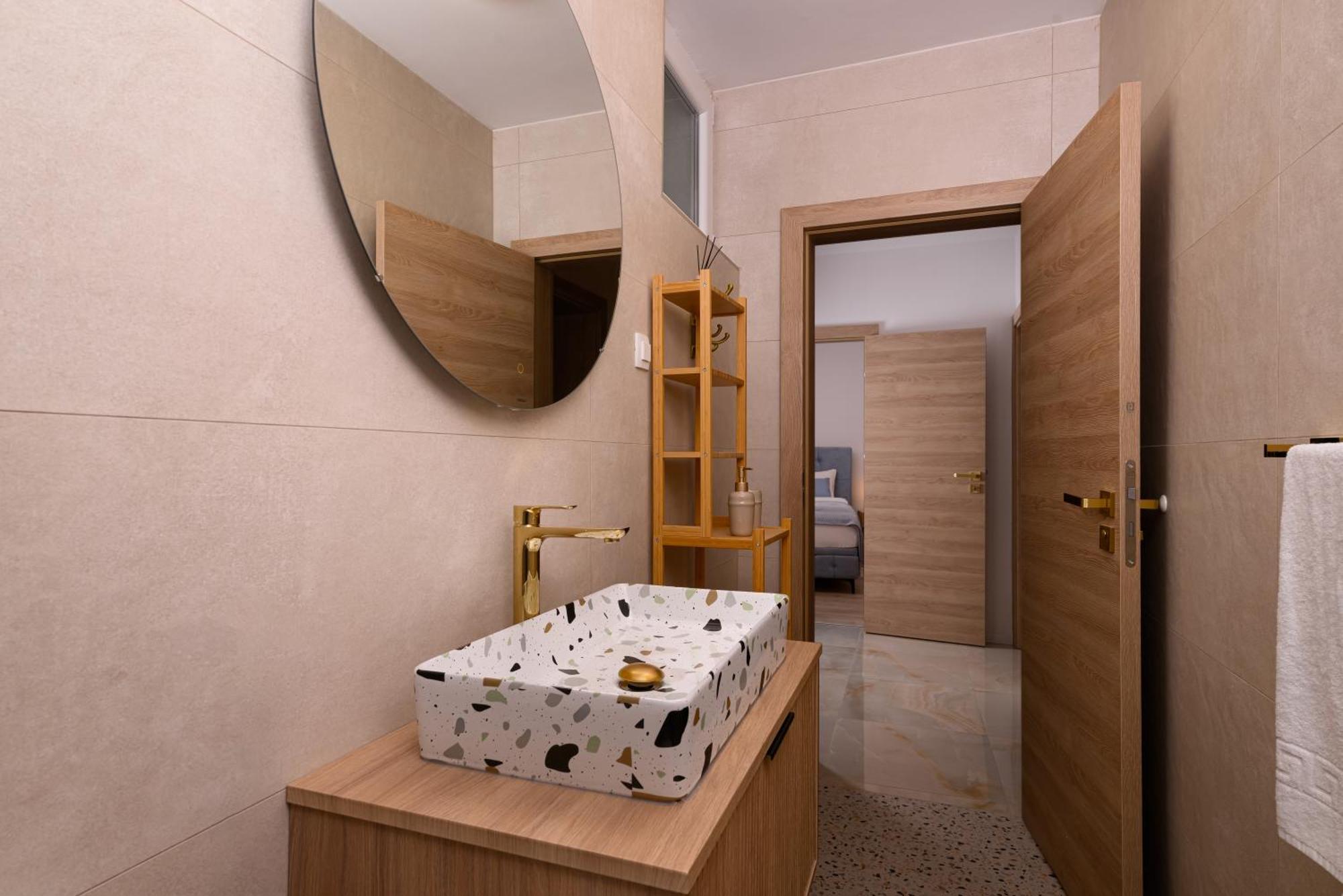 Grlica - Your Touch Of Luxury * Zadar